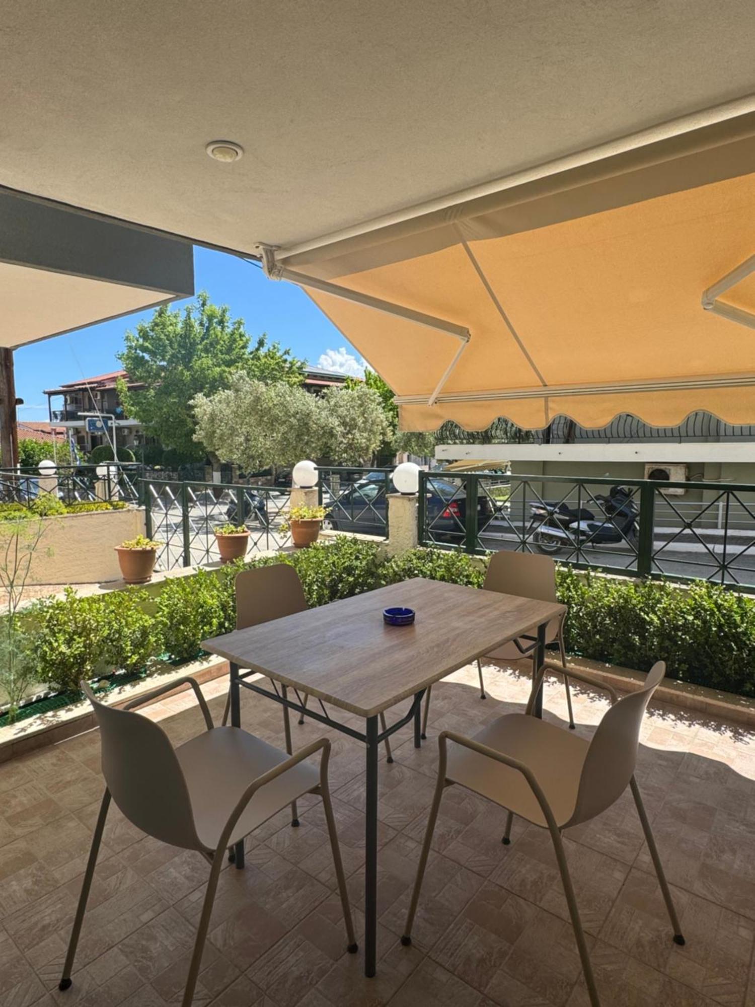 Toli Apartments Kallithea  Extérieur photo