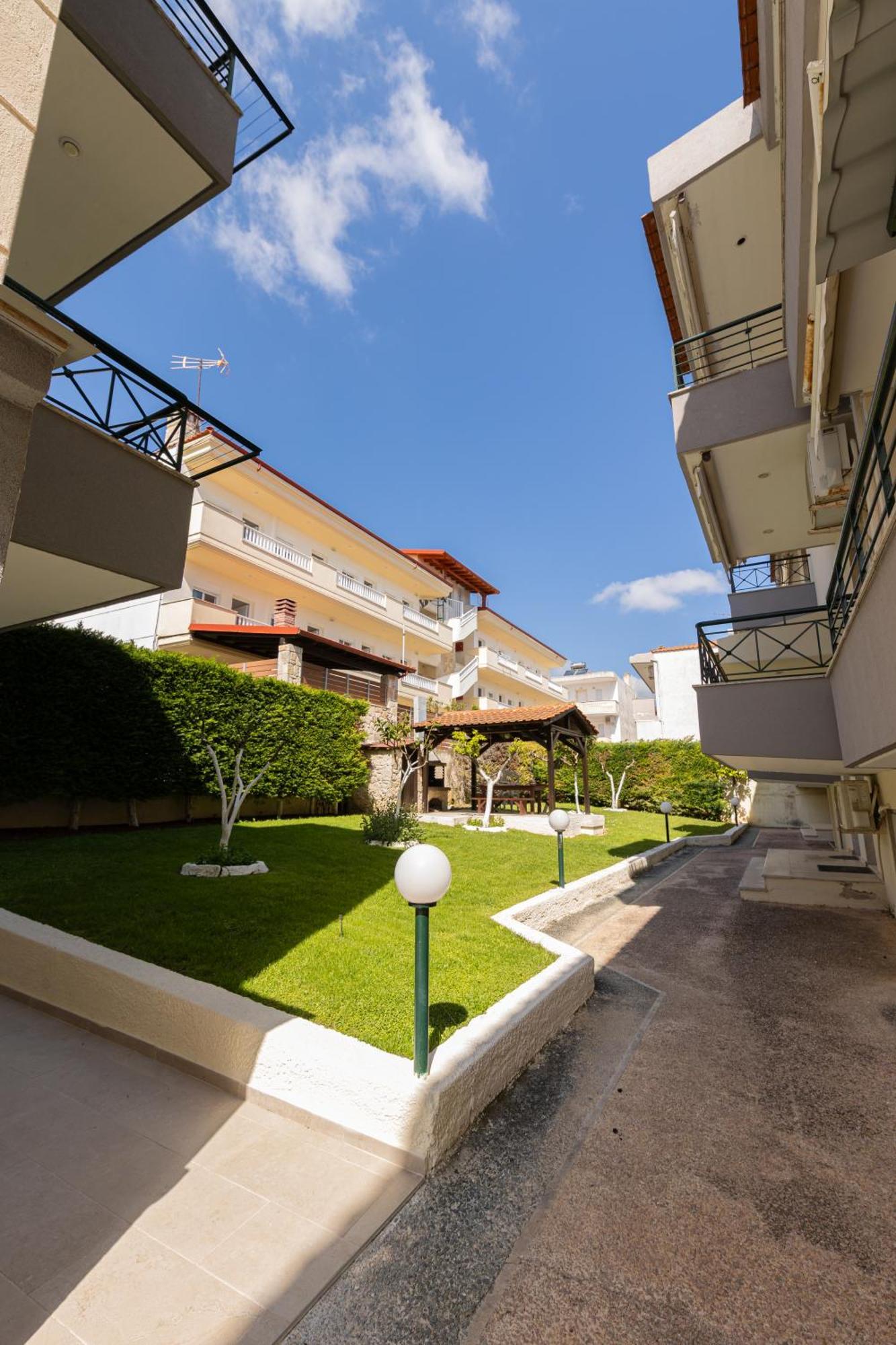 Toli Apartments Kallithea  Extérieur photo