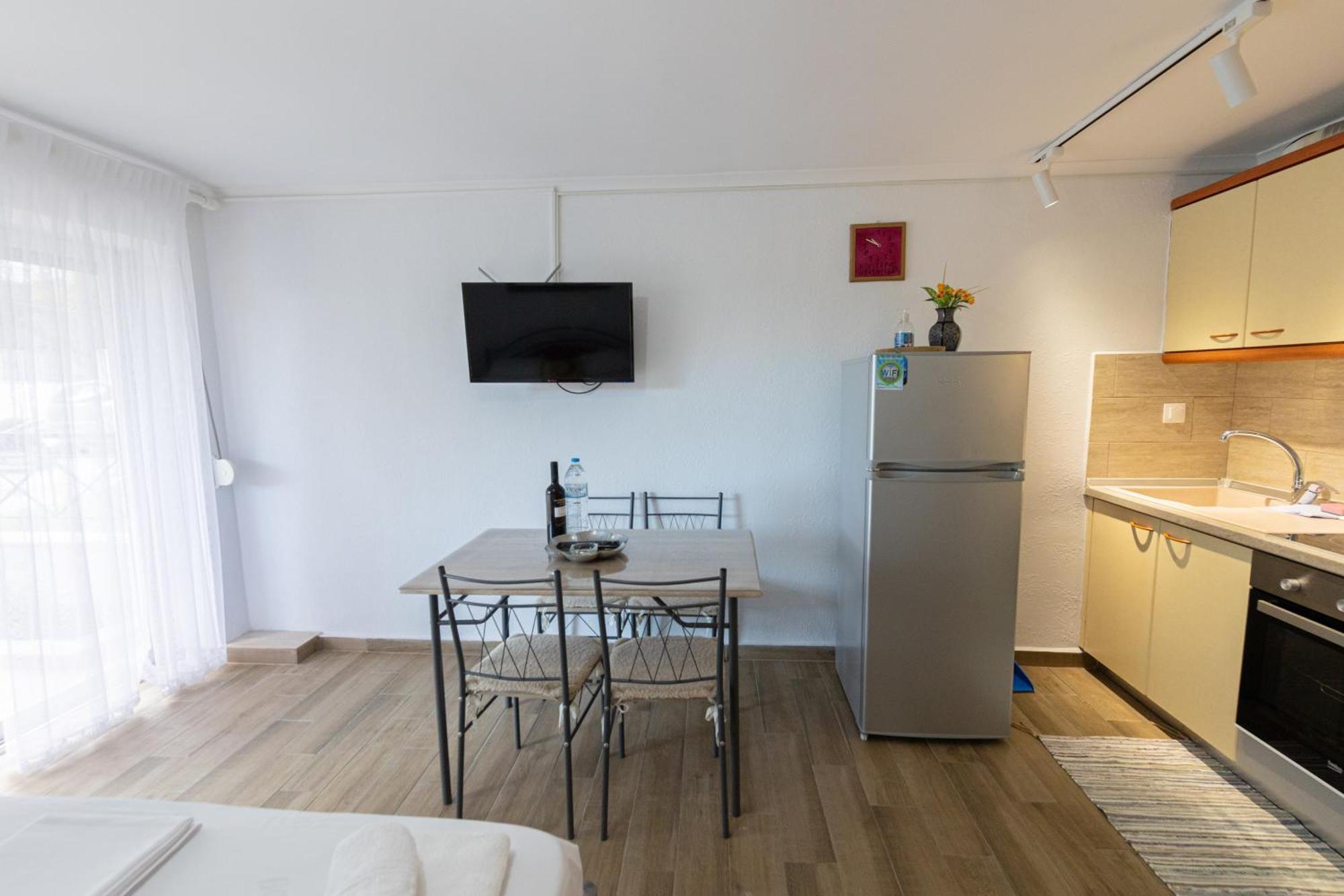 Toli Apartments Kallithea  Extérieur photo