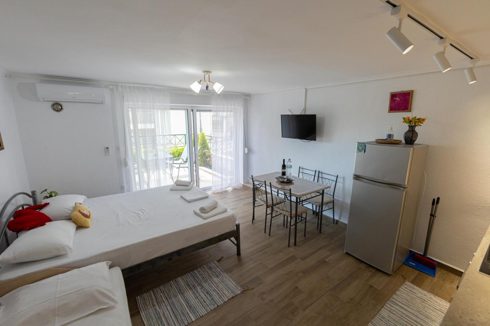 Toli Apartments Kallithea  Extérieur photo